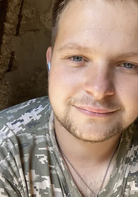 Євгеній из Львова, мне 24, познакомлюсь на одну ночь