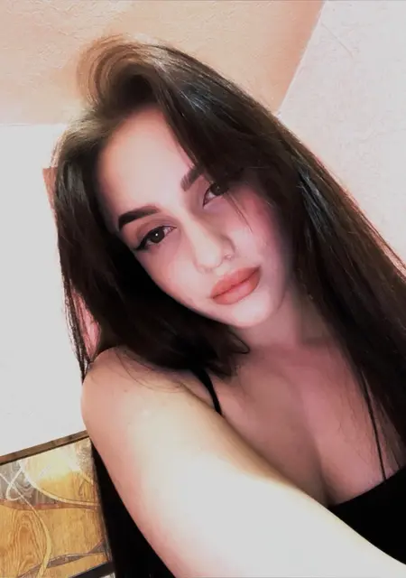 Мария из Горловки, мне 19, познакомлюсь для общения