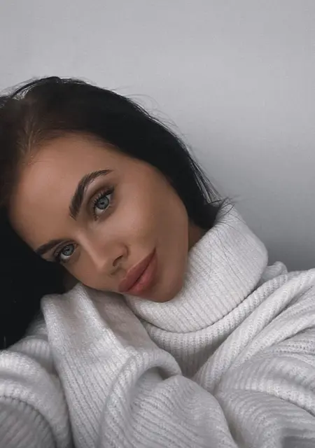 Милана из Усть-Каменогорска, ищу на сайте общение