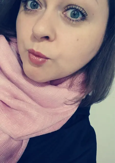 Евгения из Риги, ищу на сайте дружбу