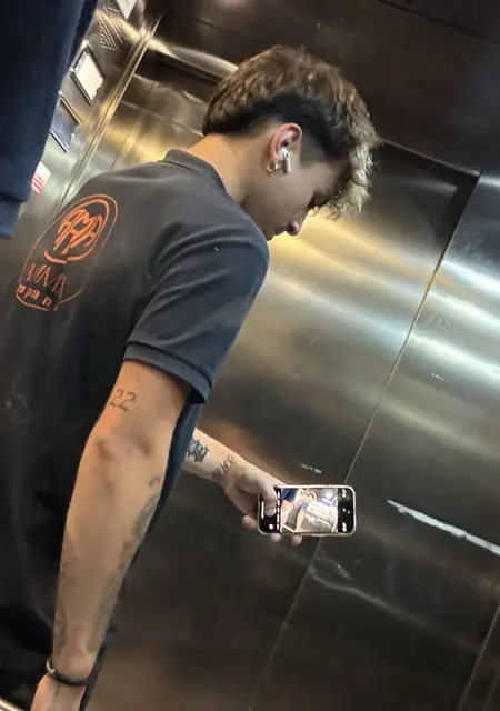 Matteo из Специя, мне 20, познакомлюсь для приятного времяпровождения