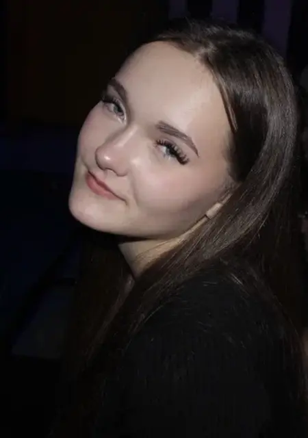 Софья из Вашингтона, мне 19, познакомлюсь для вирта