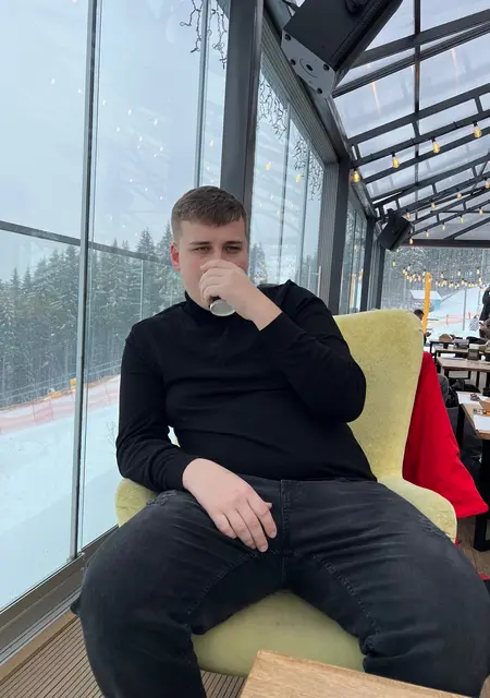 Михайло з Хуст, шукаю на сайті знайомства на одну ніч