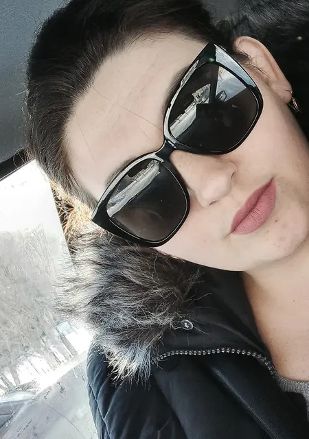 Я Алена, 35, знакомлюсь без обязательств в Уральске